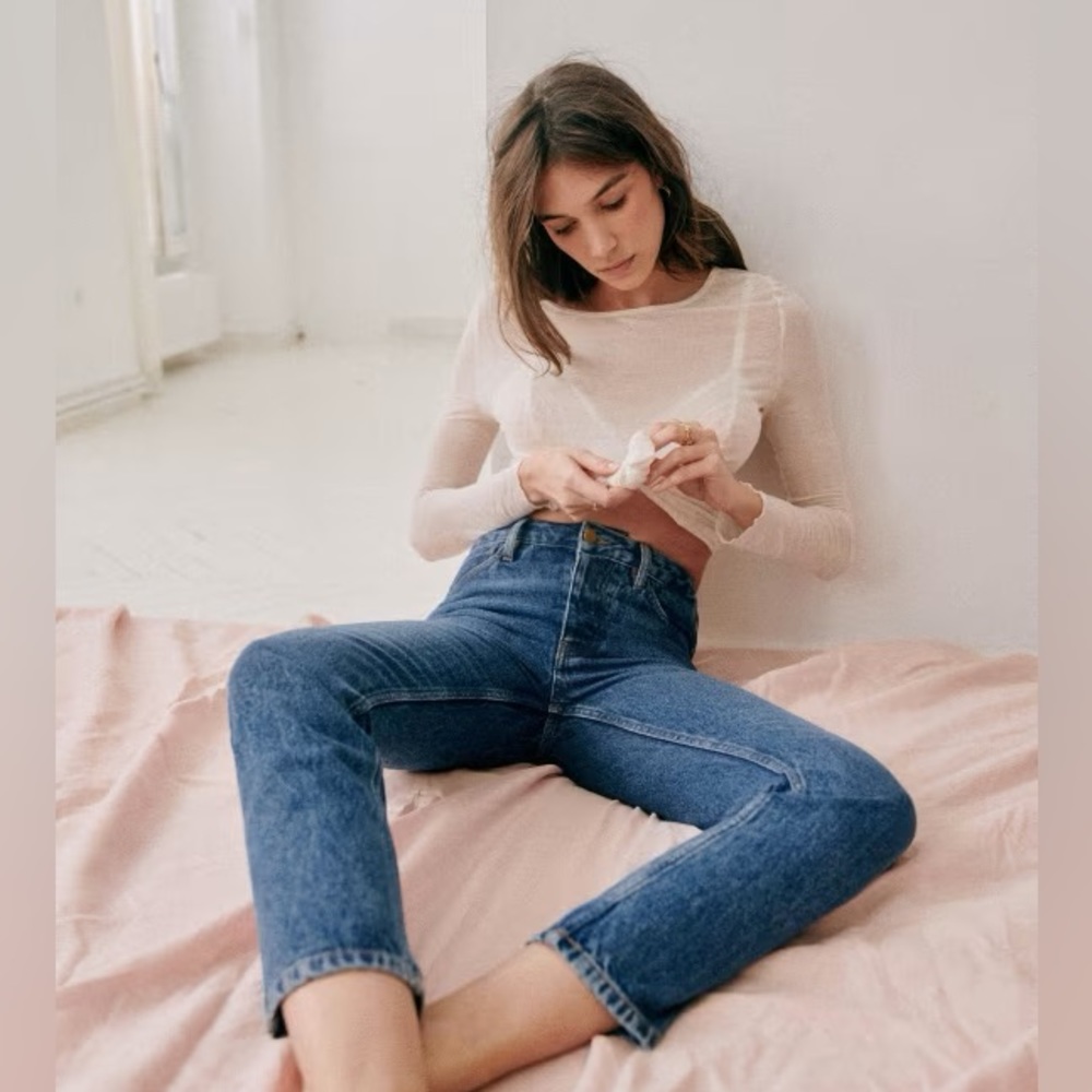 Sezane brut sexy denim. Size 26